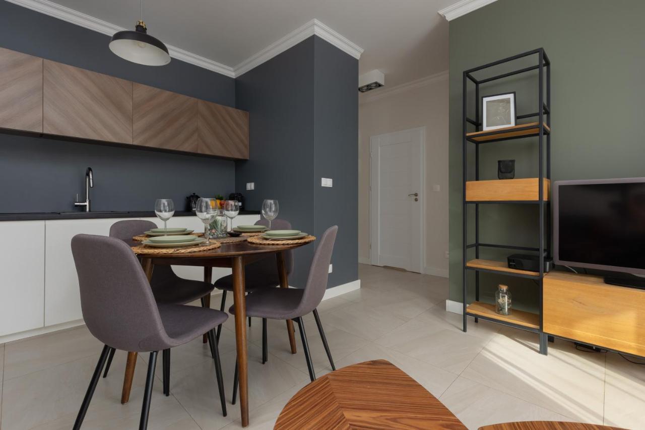 ורשה Lakeview Apartment Kapelanow Armii Krajowej By Noclegi Renters מראה חיצוני תמונה