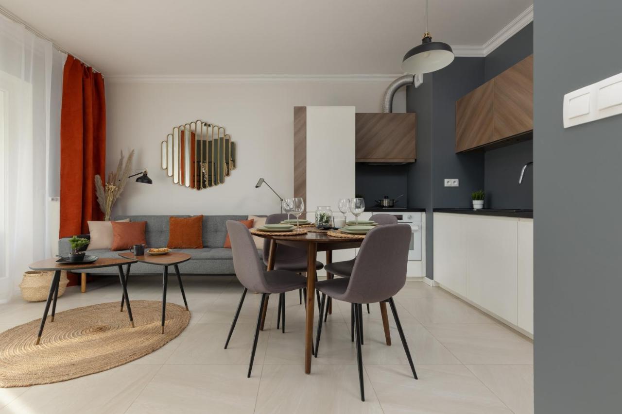 ורשה Lakeview Apartment Kapelanow Armii Krajowej By Noclegi Renters מראה חיצוני תמונה
