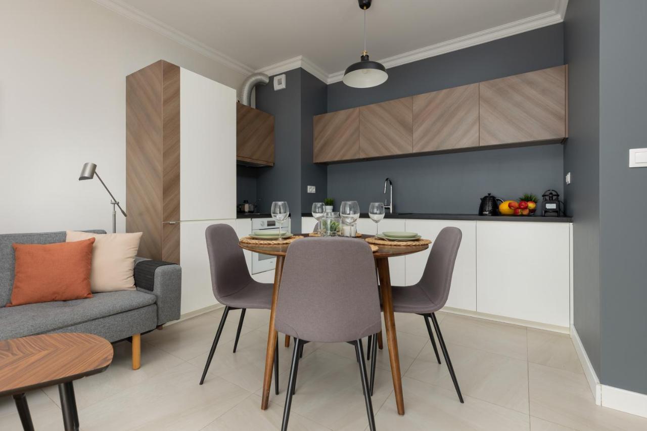 ורשה Lakeview Apartment Kapelanow Armii Krajowej By Noclegi Renters מראה חיצוני תמונה