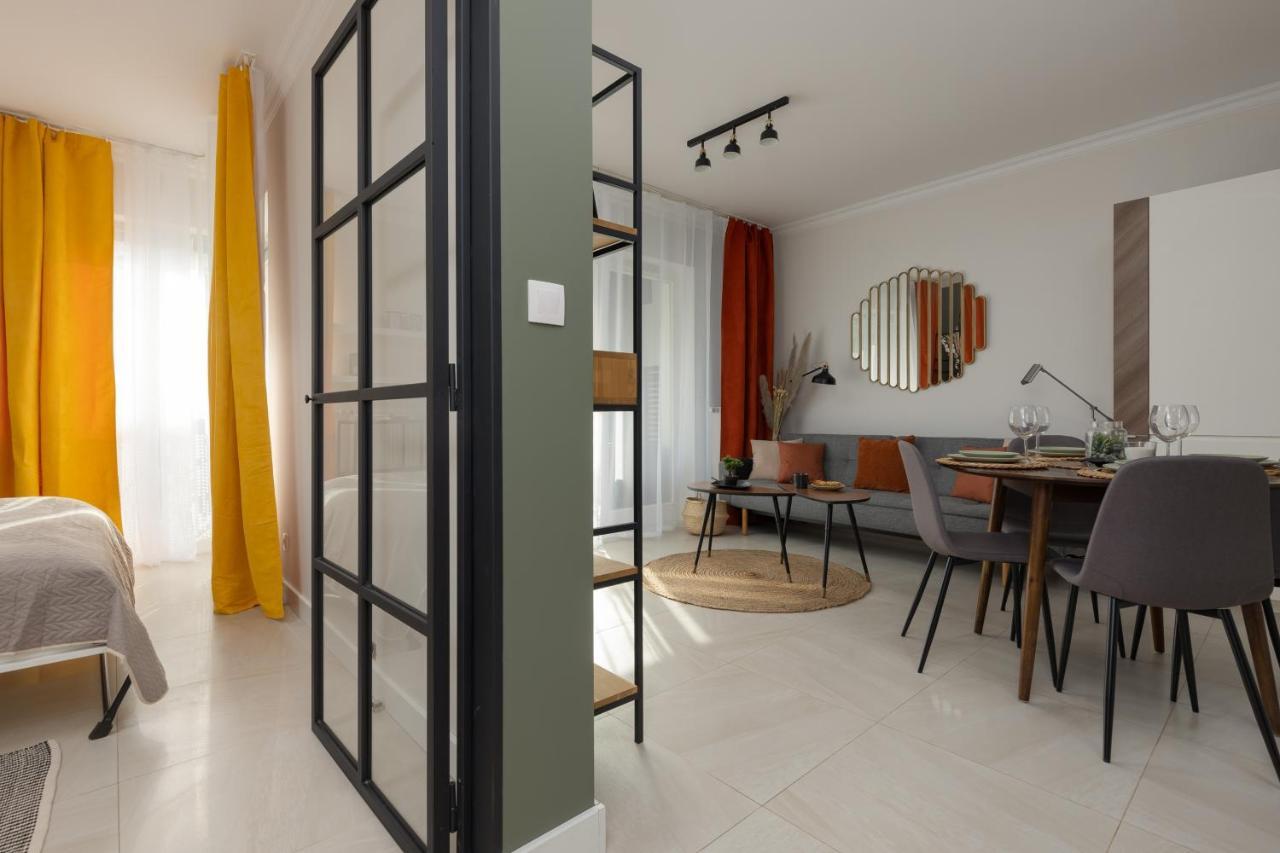 ורשה Lakeview Apartment Kapelanow Armii Krajowej By Noclegi Renters מראה חיצוני תמונה