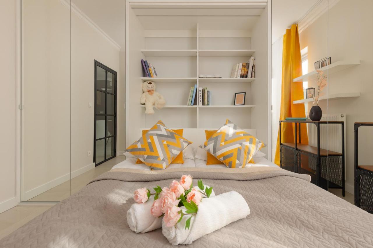 ורשה Lakeview Apartment Kapelanow Armii Krajowej By Noclegi Renters מראה חיצוני תמונה
